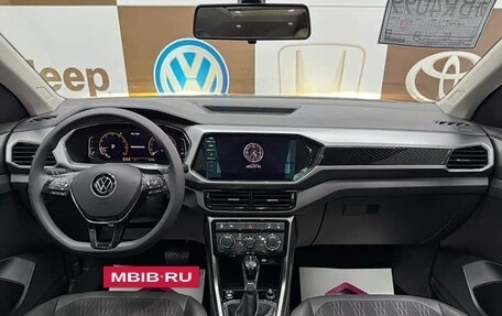 Volkswagen T-Cross I, 2022 год, 1 660 077 рублей, 8 фотография
