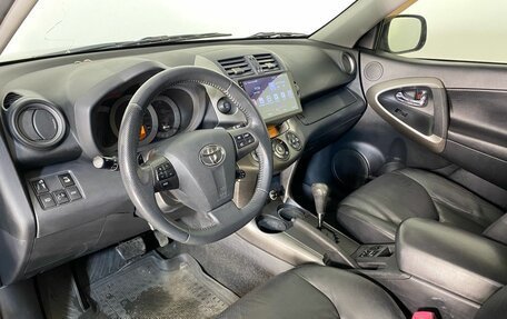 Toyota RAV4, 2011 год, 1 049 000 рублей, 12 фотография