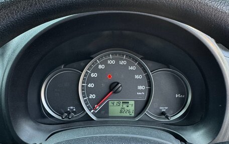 Toyota Vitz, 2012 год, 700 000 рублей, 6 фотография