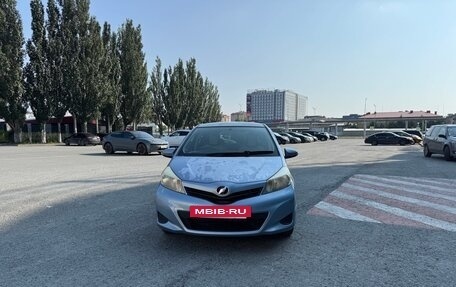 Toyota Vitz, 2012 год, 700 000 рублей, 3 фотография