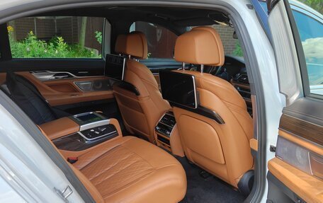 BMW 7 серия, 2022 год, 7 300 000 рублей, 10 фотография