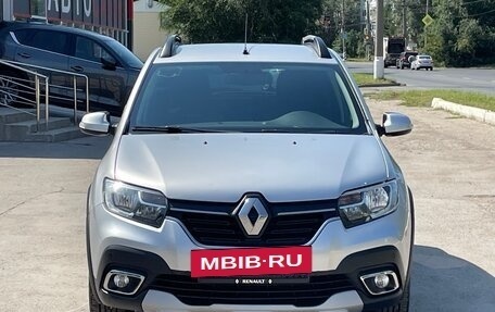 Renault Sandero II рестайлинг, 2020 год, 1 199 000 рублей, 2 фотография