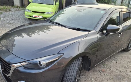 Mazda Axela, 2018 год, 1 650 000 рублей, 4 фотография