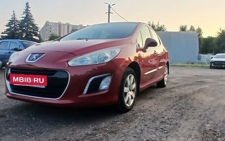 Peugeot 308 II, 2011 год, 370 000 рублей, 2 фотография
