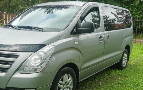 Hyundai H-1 II рестайлинг, 2015 год, 1 850 000 рублей, 13 фотография