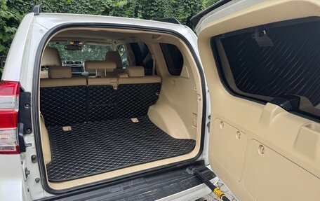Toyota Land Cruiser Prado 150 рестайлинг 2, 2016 год, 4 250 000 рублей, 4 фотография