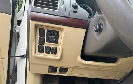 Toyota Land Cruiser Prado 150 рестайлинг 2, 2016 год, 4 250 000 рублей, 14 фотография