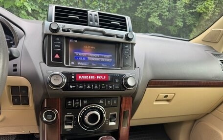 Toyota Land Cruiser Prado 150 рестайлинг 2, 2016 год, 4 250 000 рублей, 13 фотография