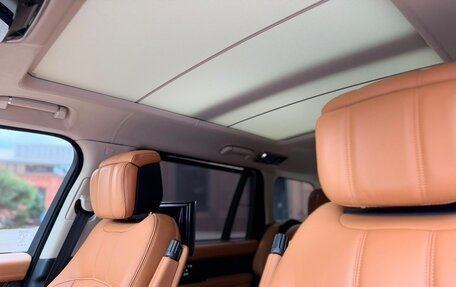 Land Rover Range Rover IV рестайлинг, 2019 год, 14 499 000 рублей, 19 фотография