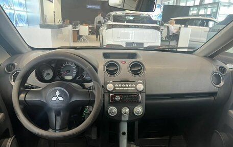 Mitsubishi Colt VI рестайлинг, 2006 год, 380 000 рублей, 15 фотография