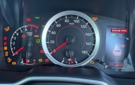 Toyota Corolla, 2021 год, 2 350 000 рублей, 7 фотография