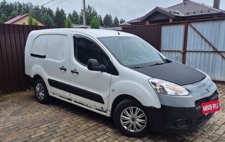 Peugeot Partner II рестайлинг 2, 2013 год, 530 000 рублей, 4 фотография