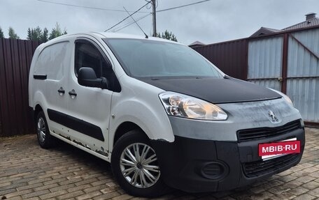 Peugeot Partner II рестайлинг 2, 2013 год, 530 000 рублей, 3 фотография