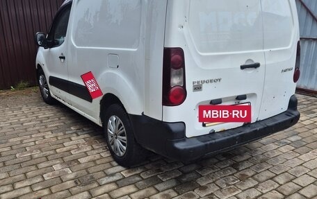 Peugeot Partner II рестайлинг 2, 2013 год, 530 000 рублей, 7 фотография