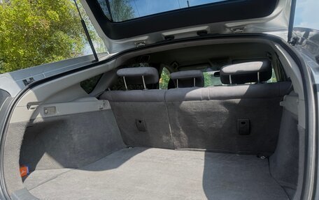 Toyota Prius, 2011 год, 500 000 рублей, 10 фотография