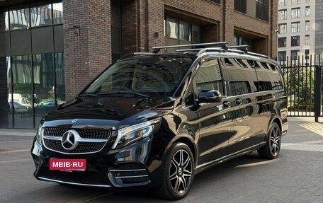 Mercedes-Benz V-Класс, 2022 год, 8 900 000 рублей, 1 фотография