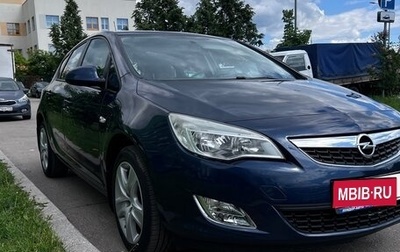 Opel Astra J, 2011 год, 1 030 000 рублей, 1 фотография