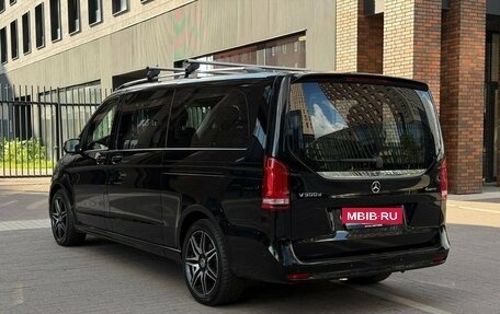 Mercedes-Benz V-Класс, 2022 год, 8 900 000 рублей, 6 фотография