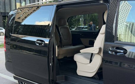 Mercedes-Benz V-Класс, 2022 год, 8 900 000 рублей, 22 фотография
