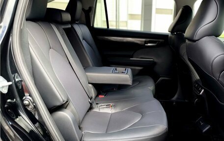 Toyota Highlander, 2026 год, 5 480 000 рублей, 26 фотография