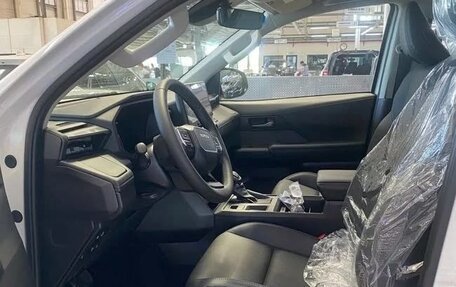 Toyota Hilux, 2026 год, 8 300 000 рублей, 3 фотография