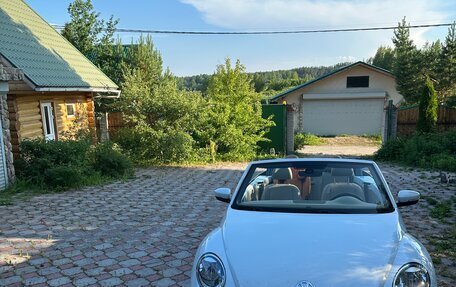 Volkswagen Beetle, 2016 год, 2 300 000 рублей, 3 фотография