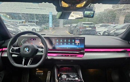 BMW 5 серия, 2025 год, 5 700 777 рублей, 6 фотография