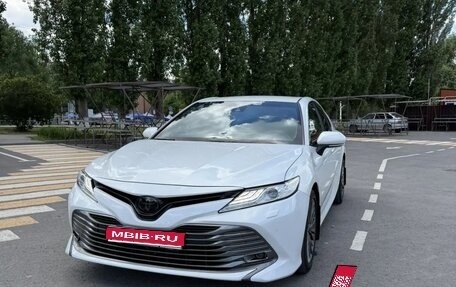 Toyota Camry, 2018 год, 1 750 000 рублей, 1 фотография