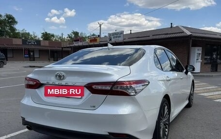 Toyota Camry, 2018 год, 1 750 000 рублей, 5 фотография