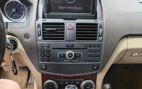 Mercedes-Benz C-Класс, 2011 год, 1 200 000 рублей, 14 фотография