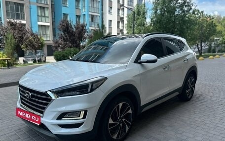 Hyundai Tucson III, 2019 год, 2 300 000 рублей, 1 фотография