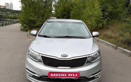 KIA Rio III рестайлинг, 2016 год, 1 000 000 рублей, 2 фотография