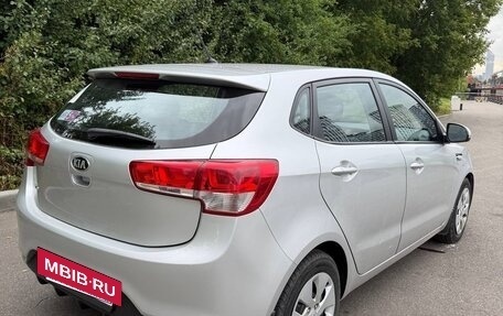 KIA Rio III рестайлинг, 2016 год, 1 000 000 рублей, 7 фотография