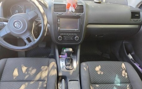 Volkswagen Jetta VI, 2010 год, 380 000 рублей, 5 фотография