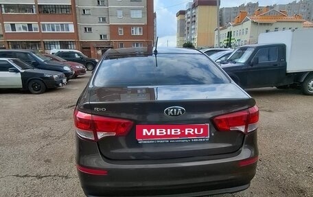 KIA Rio III рестайлинг, 2016 год, 1 000 000 рублей, 3 фотография