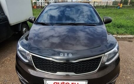 KIA Rio III рестайлинг, 2016 год, 1 000 000 рублей, 2 фотография