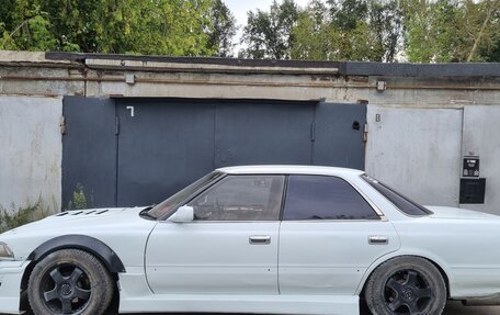 Toyota Mark II VIII (X100), 1989 год, 450 000 рублей, 3 фотография