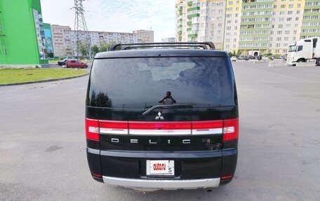 Mitsubishi Delica D:5 I, 2013 год, 1 750 000 рублей, 3 фотография
