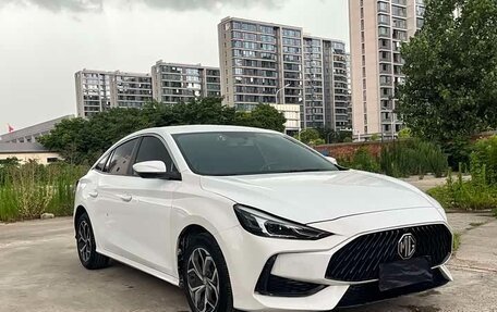 MG 5, 2022 год, 875 111 рублей, 3 фотография