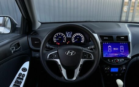 Hyundai Solaris II рестайлинг, 2011 год, 830 000 рублей, 12 фотография