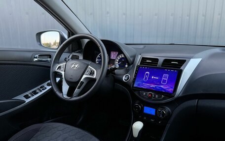 Hyundai Solaris II рестайлинг, 2011 год, 830 000 рублей, 15 фотография