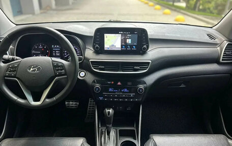 Hyundai Tucson III, 2019 год, 2 300 000 рублей, 7 фотография