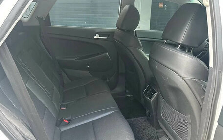 Hyundai Tucson III, 2019 год, 2 300 000 рублей, 14 фотография