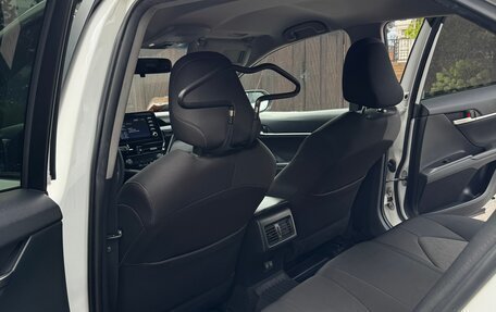 Toyota Camry, 2021 год, 2 250 000 рублей, 20 фотография