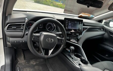 Toyota Camry, 2021 год, 2 250 000 рублей, 26 фотография