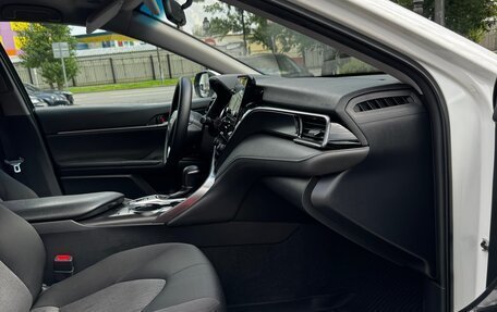 Toyota Camry, 2021 год, 2 250 000 рублей, 31 фотография