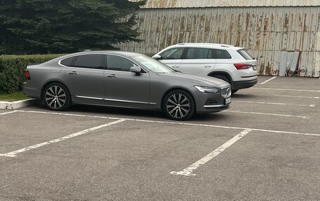 Volvo S90 II рестайлинг, 2021 год, 3 200 000 рублей, 7 фотография
