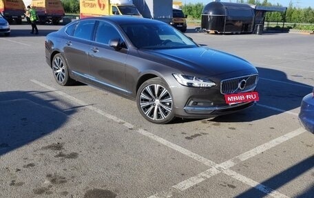 Volvo S90 II рестайлинг, 2021 год, 3 200 000 рублей, 9 фотография