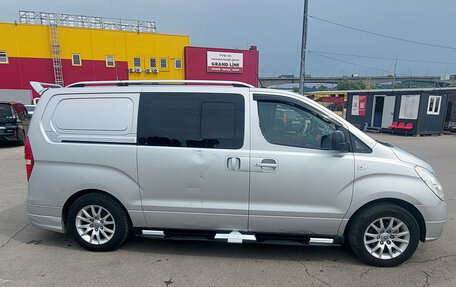 Hyundai Grand Starex Grand Starex I рестайлинг 2, 2010 год, 720 000 рублей, 9 фотография