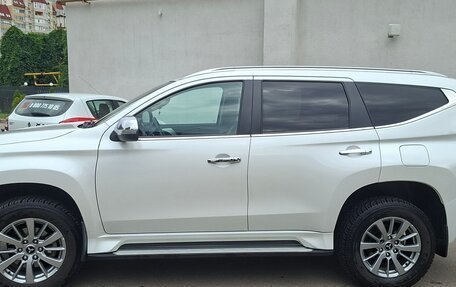 Mitsubishi Pajero Sport III рестайлинг, 2019 год, 2 850 000 рублей, 6 фотография